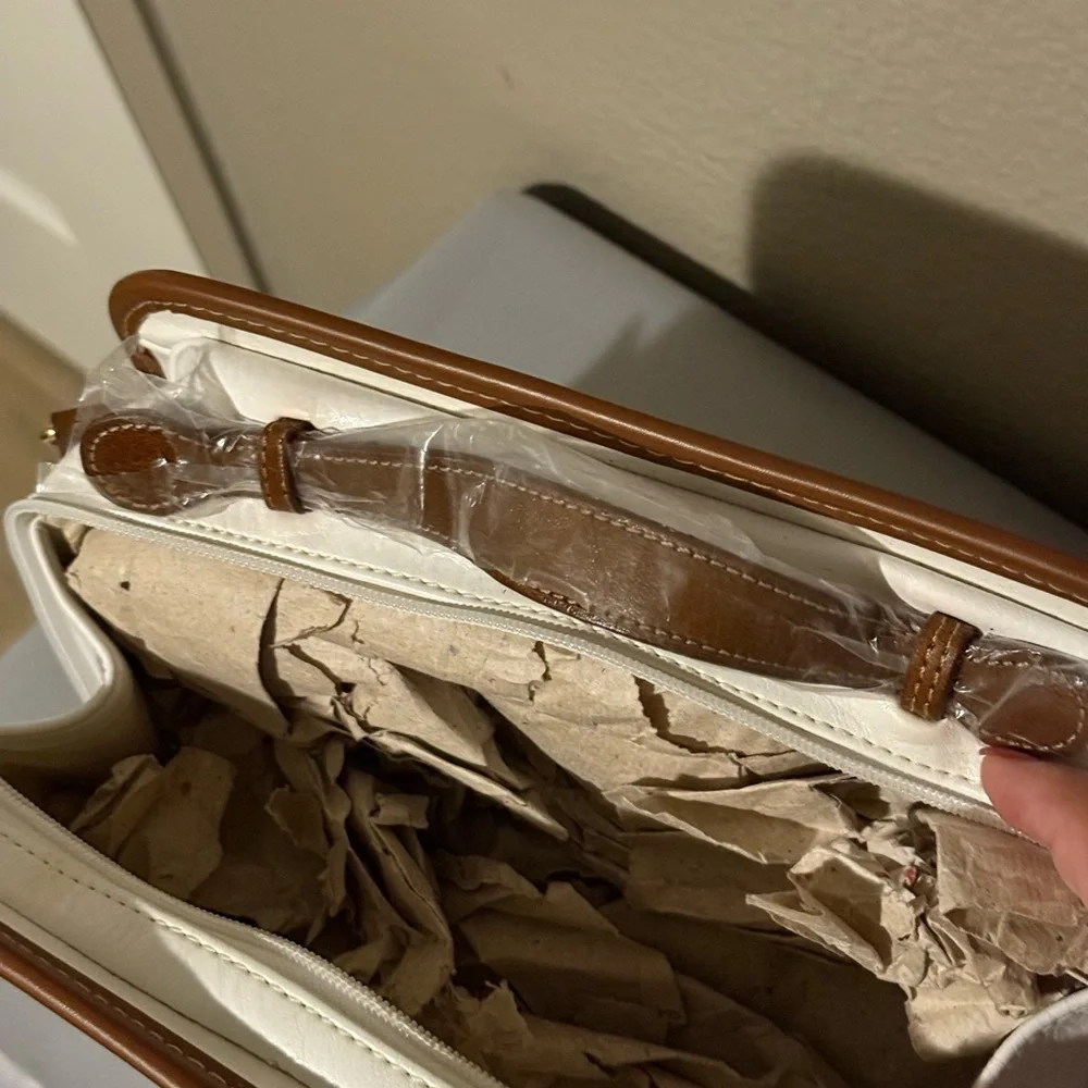 Palio Italy White‎ & Brown Leather Satchel Handbag Vintage Style